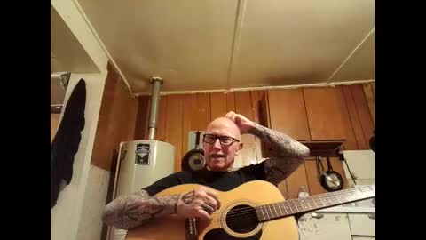 Snapshot of johnnyanubis chatting on February 28, 2026, 2:45 am Master online show from February 28, 2026, 2:45 am