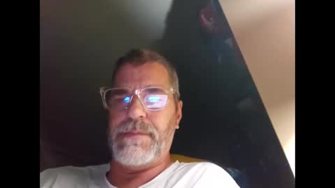 johnnyblaze2112 online show from April 8, 2026, 11:43 am