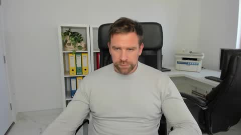 Snapshot of johnnydough82 chatting on December 2, 2024, 8:30 am johnnydough82 online show from December 2, 2024, 8:30 am