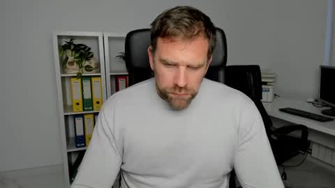 Snapshot of johnnydough82 chatting on December 11, 2024, 8:47 am johnnydough82 online show from December 11, 2024, 8:47 am