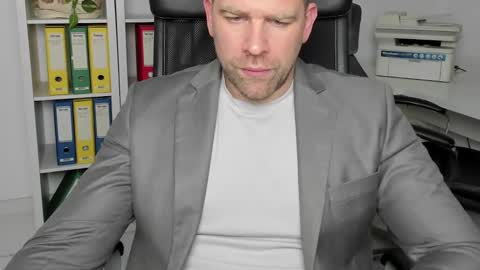 Snapshot of johnnydough82 chatting on December 24, 2024, 4:30 pm johnnydough82 online show from December 24, 2024, 4:30 pm