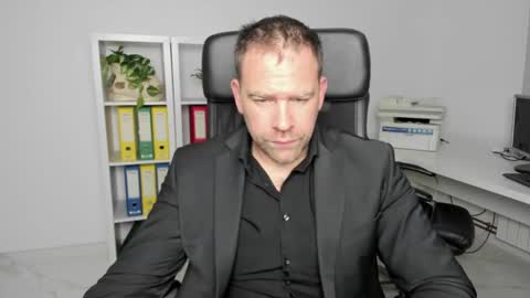 Snapshot of johnnydough82 chatting on December 25, 2024, 5:26 am johnnydough82 online show from December 25, 2024, 5:26 am