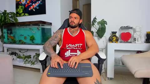 JOHNNY online show from October 4, 2025, 2:09 am