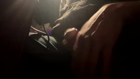 johnnyshung1 online show from April 11, 2026, 8:51 am