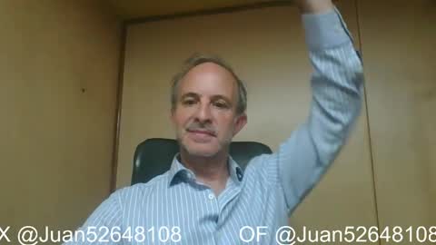 Snapshot of johnq_23 chatting on April 17, 2026, 4:10 pm John online show from April 17, 2026, 4:10 pm