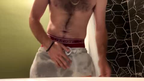 Snapshot of johnsmith2327 chatting on February 17, 2025, 1:21 pm johnsmith2327 online show from February 17, 2025, 1:21 pm