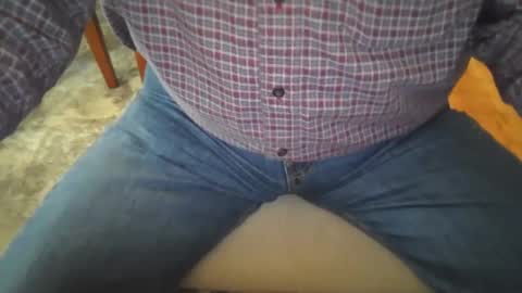 Snapshot of johnxxx549 chatting on February 6, 2025, 9:06 pm johnxxx549 online show from February 6, 2025, 9:06 pm