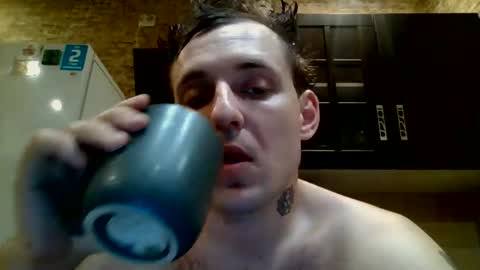 Snapshot of johny_hurdman27 chatting on May 4, 2026, 2:13 pm johny27 online show from May 4, 2026, 2:13 pm