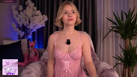 Paula online show from November 15, 2025, 3:59 am