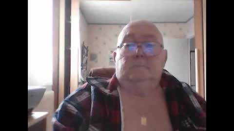 jojo60000529566 online show from May 6, 2026, 6:52 am