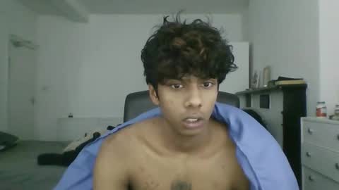 jojokii online show from November 17, 2025, 9:37 am