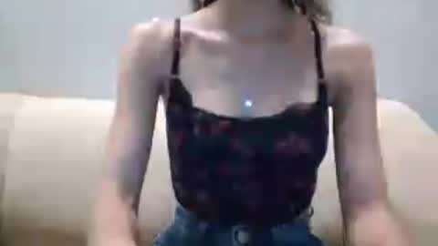 jojooo27 online show from July 26, 2026, 4:09 am