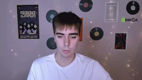 Snapshot of jokester_liam chatting on November 20, 2025, 9:42 am jokester_liam online show from November 20, 2025, 9:42 am