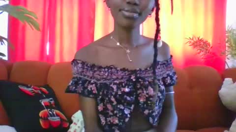 Snapshot of jolene_caramel chatting on November 14, 2025, 11:53 am jolene_caramel online show from November 14, 2025, 11:53 am