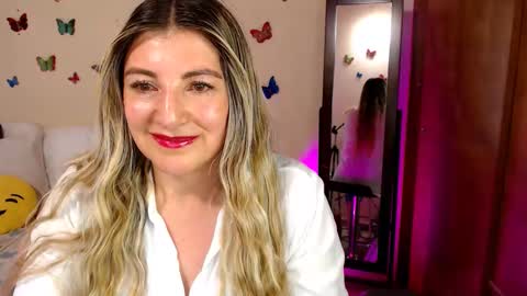 Jolie Mature online show from January 9, 2026, 10:00 pm