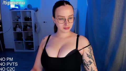 Jolie  My snapchat got deleted. If you were subscribed dm me my former username or scroll down and click on snapchat media online show from September 28, 2025, 10:31 am