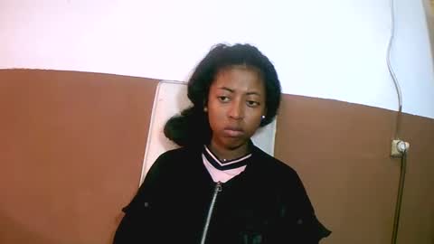 Snapshot of joliekah27 chatting on February 11, 2025, 5:05 am joliekah27 online show from February 11, 2025, 5:05 am