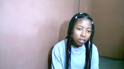 Snapshot of joliekah27 chatting on February 26, 2025, 6:43 pm joliekah27 online show from February 26, 2025, 6:43 pm