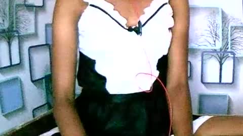 joliekah27 online show from November 24, 2025, 9:31 am