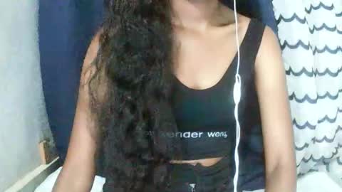 joliekah27 online show from February 13, 2026, 6:37 pm