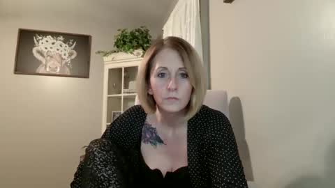 Jolie online show from April 11, 2026, 12:59 am