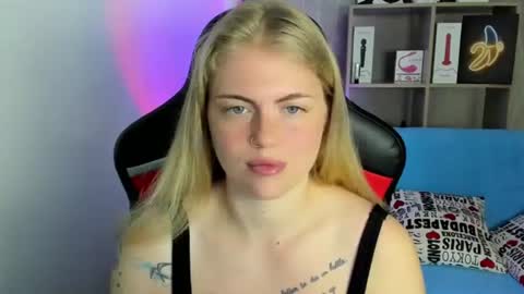 Snapshot of jolly_doll_ chatting on June 22, 2026, 3:25 am Jolly online show from June 22, 2026, 3:25 am