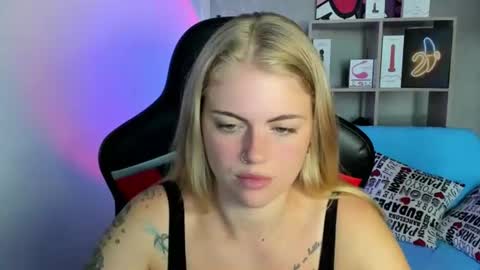 Snapshot of jolly_doll_ chatting on July 17, 2026, 3:24 am Jolly online show from July 17, 2026, 3:24 am