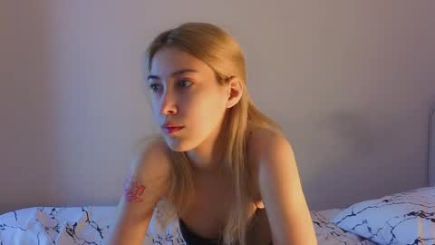 Viola online show from November 16, 2025, 11:05 am