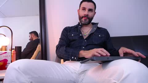 Snapshot of jonas_beard1 chatting on January 4, 2025, 8:05 pm JONAS BEARD online show from January 4, 2025, 8:05 pm