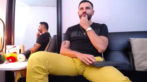 Snapshot of jonas_beard1 chatting on February 18, 2025, 11:41 pm JONAS BEARD online show from February 18, 2025, 11:41 pm