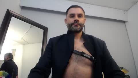 Snapshot of jonas_beard1 chatting on November 8, 2025, 8:29 pm JONAS BEARD online show from November 8, 2025, 8:29 pm