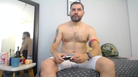 Snapshot of jonas_beard1 chatting on November 17, 2025, 7:52 pm JONAS BEARD online show from November 17, 2025, 7:52 pm