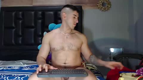 jonathancast08 online show from February 19, 2025, 1:08 am