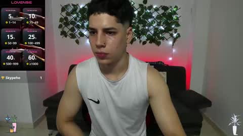 Snapshot of jonathanjoestar_ chatting on January 13, 2025, 12:09 am Instagram jonathanfit14 online show from January 13, 2025, 12:09 am