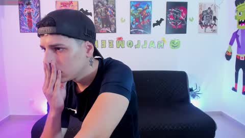 Snapshot of jonathanjoestar_ chatting on October 15, 2025, 11:27 pm Instagram jonathanfit14 online show from October 15, 2025, 11:27 pm