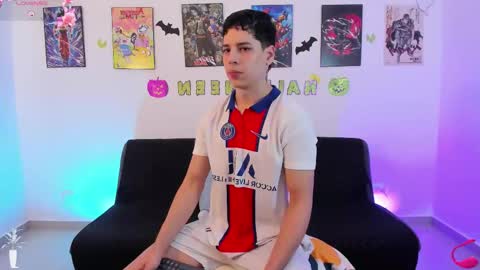 Snapshot of jonathanjoestar_ chatting on November 5, 2025, 8:42 pm Instagram jonathanfit14 online show from November 5, 2025, 8:42 pm