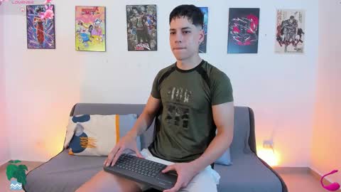 Snapshot of jonathanjoestar_ chatting on November 12, 2025, 9:14 pm Instagram jonathanfit14 online show from November 12, 2025, 9:14 pm