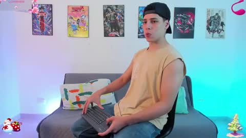 Snapshot of jonathanjoestar_ chatting on November 29, 2025, 9:29 pm Instagram jonathanfit14 online show from November 29, 2025, 9:29 pm