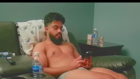 royjon online show from September 19, 2025, 3:02 pm