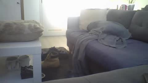 jonesyyy_big online show from March 1, 2026, 7:54 am