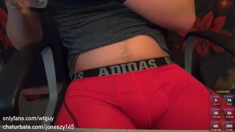 Snapshot of joneszy145 chatting on February 1, 2026, 5:17 am WhteGuy online show from February 1, 2026, 5:17 am