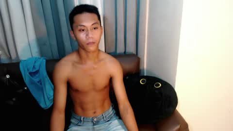 Snapshot of jonil_shyguy chatting on June 23, 2026, 6:00 am jonil_shyguy online show from June 23, 2026, 6:00 am