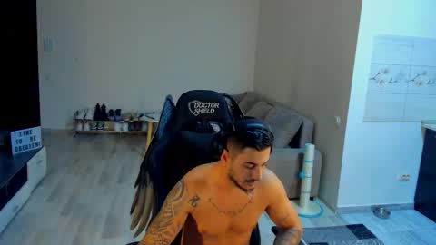 Snapshot of jonnyporn1 chatting on November 14, 2025, 4:55 am jonnyporn1 online show from November 14, 2025, 4:55 am