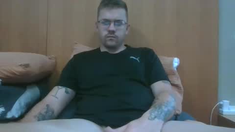 Snapshot of jonoy1995 chatting on December 9, 2024, 12:23 am jonoy1995 online show from December 9, 2024, 12:23 am