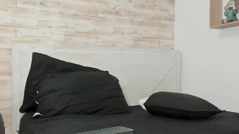 Jordi online show from February 25, 2026, 4:11 am