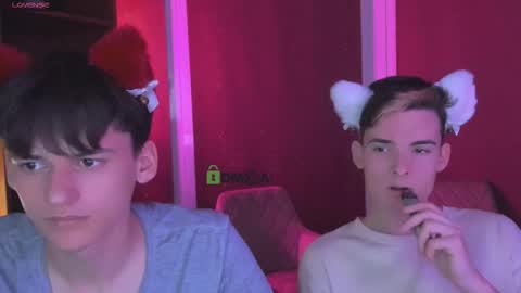 jordi_ser online show from November 18, 2025, 7:40 pm