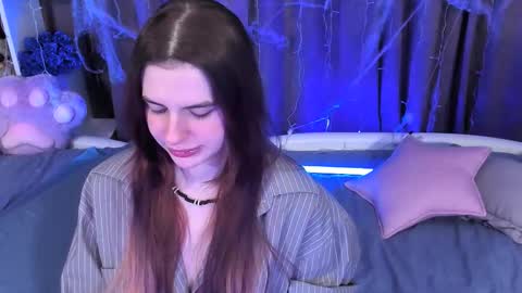 Rose online show from November 1, 2025, 5:04 pm