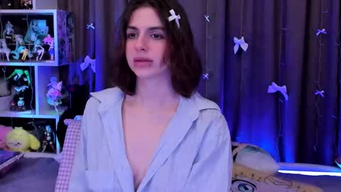 Rose online show from December 4, 2025, 5:21 pm