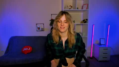 jose_fairy online show from October 16, 2025, 6:14 am