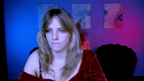 jose_fairy online show from November 12, 2025, 9:32 am